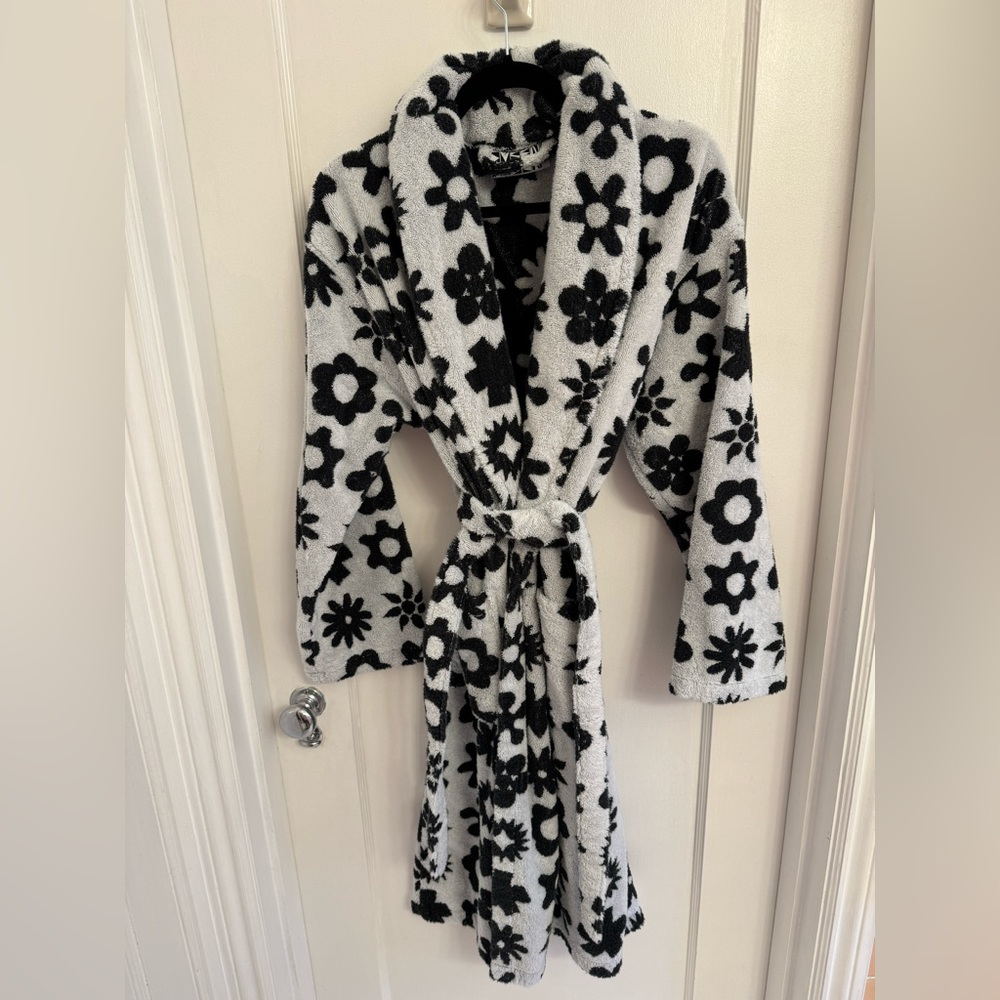 Dusen Dusen Wingdings Bathrobe